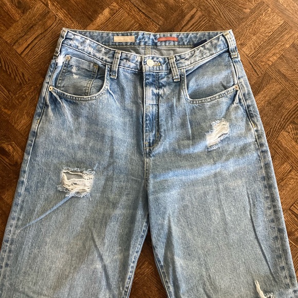 ❌SOLD!❌ Pilcro baggy high waist distressed jeans - Picture 2 of 12